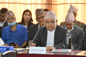 प्रस्तावित प्रधानन्यायाधीशसँग सवालजवाफ चल्दै, कसले–के साेधे ?